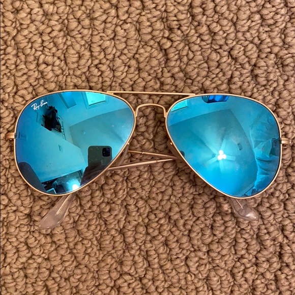 Ray Ban Aviators - Picture 1 of 4